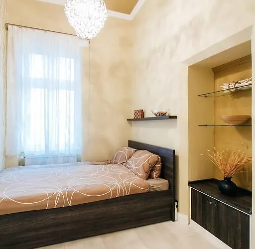 Parliment Luxury Apartament *