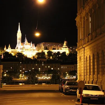 Parliment Luxury *